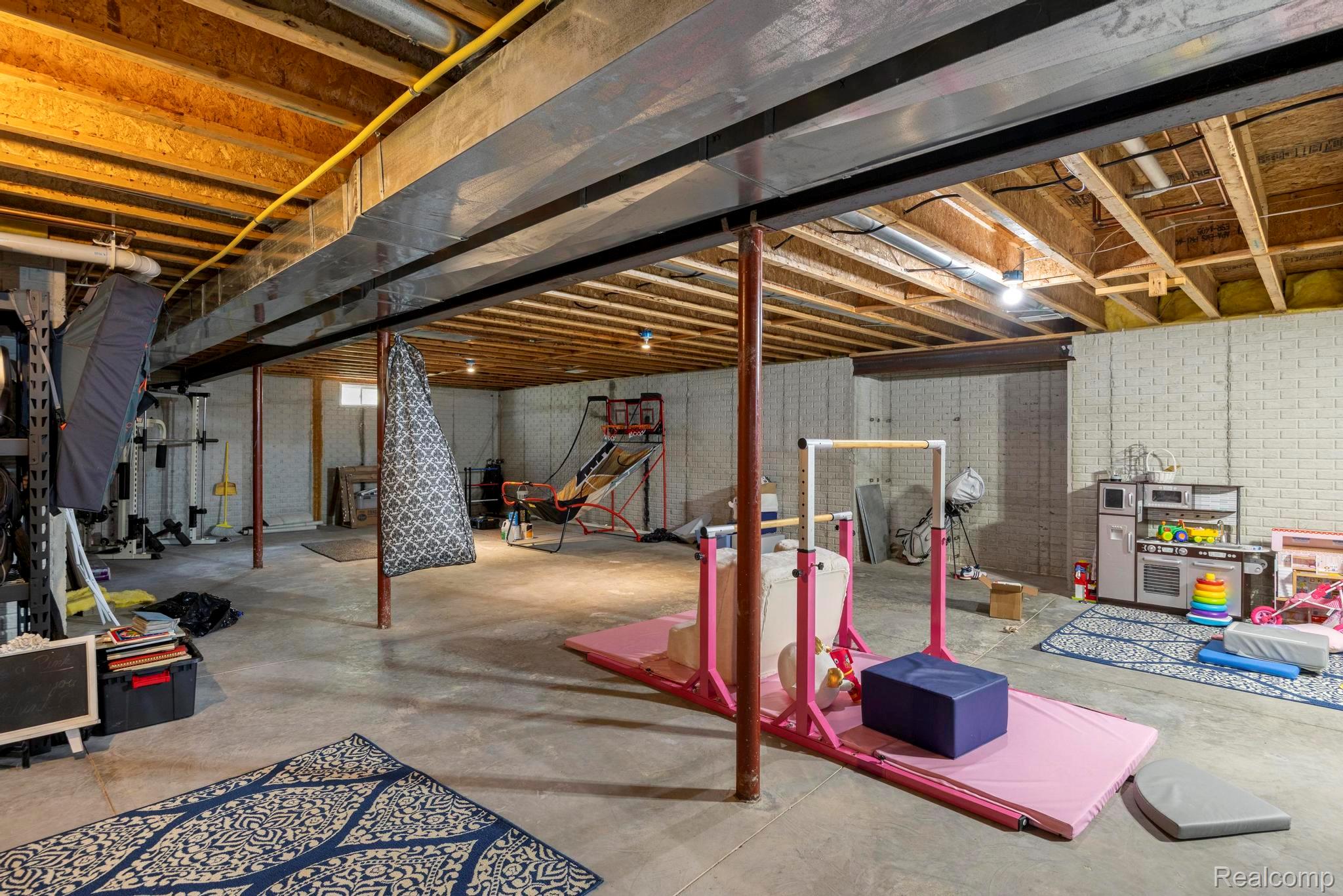 Lapeer City, Michigan 48446, United States, 3 Bedrooms Bedrooms, ,3 BathroomsBathrooms,Residential,Active,198292