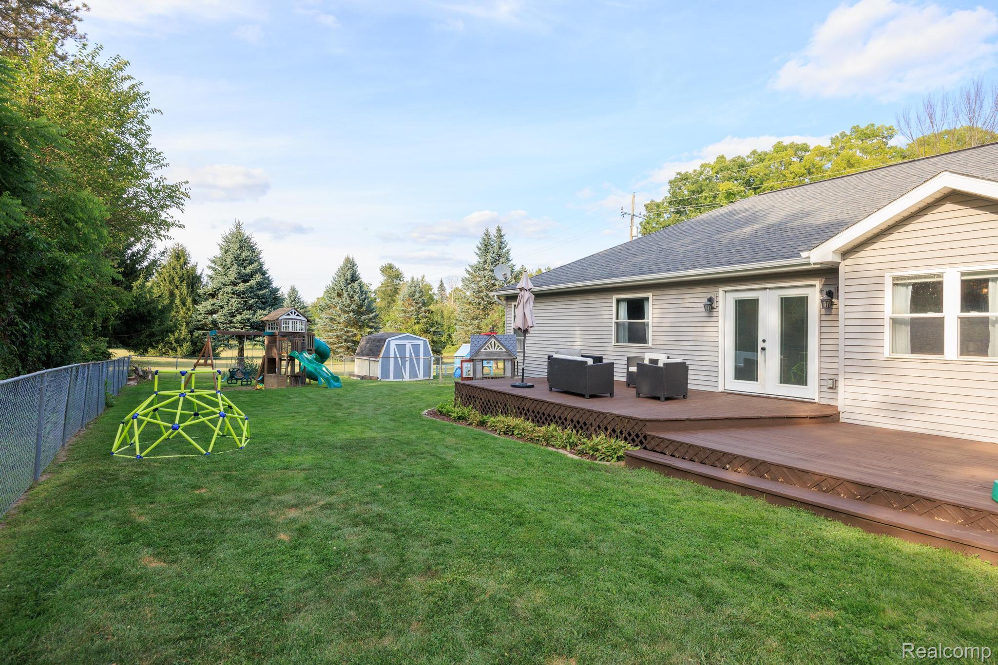 Lapeer City, Michigan 48446, United States, 3 Bedrooms Bedrooms, ,3 BathroomsBathrooms,Residential,Active,198292