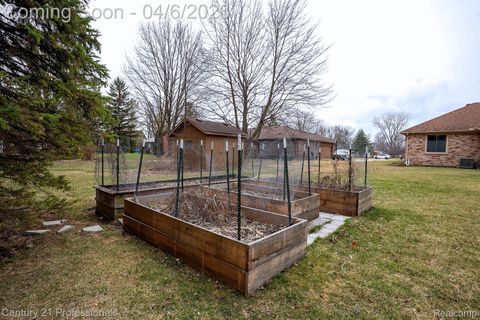 Tiny photo for 38310 Westchester Road, Sterling Heights City, MI 48310 (MLS # 20261021179)