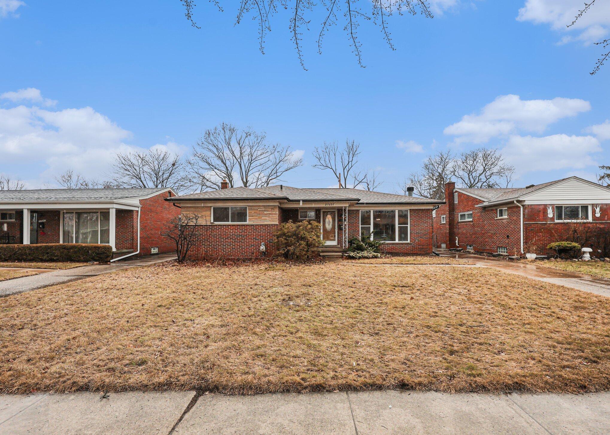 27657 Lorraine Avenue