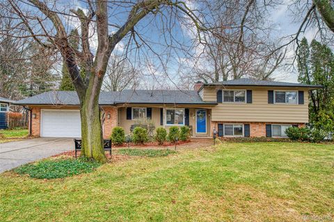 1920 Byrnes Road Lansing City MI 48906