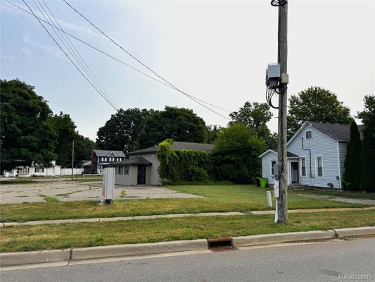 213 MAIN ST, FENTON, MI 48430 - Image c0e706369ef6cdcd04ad2578a83ccca0/536253264