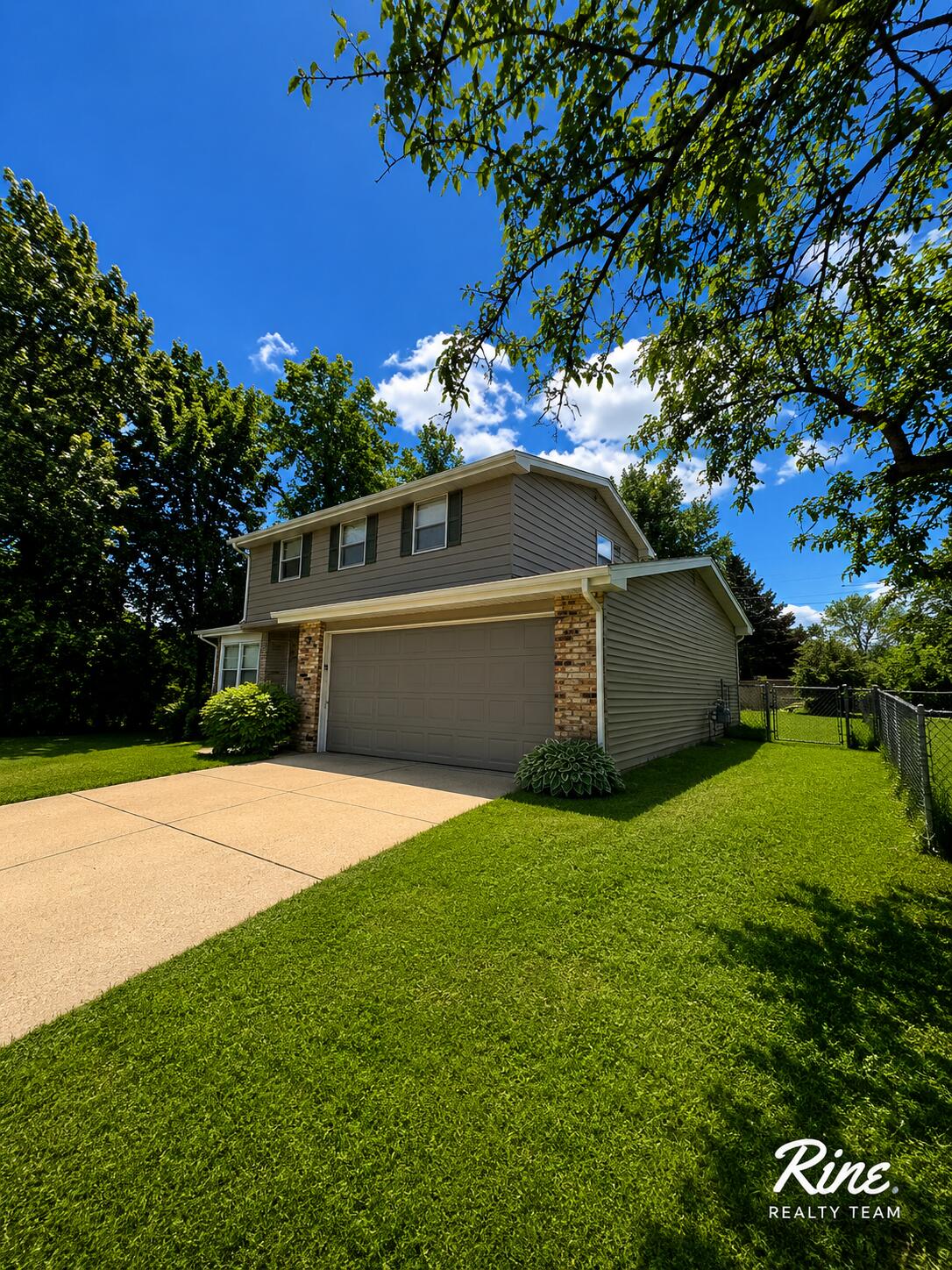 2709 Belaire Drive