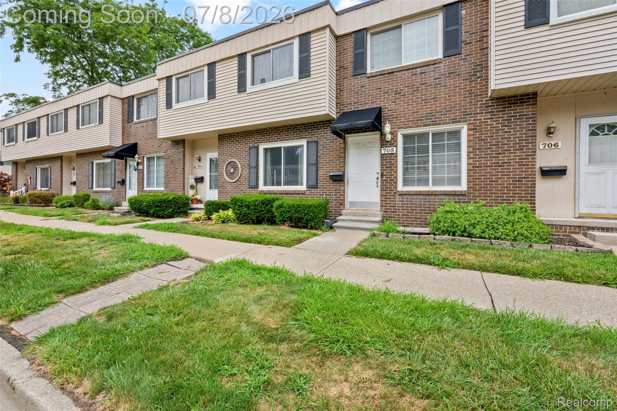 704 Estrada Drive
