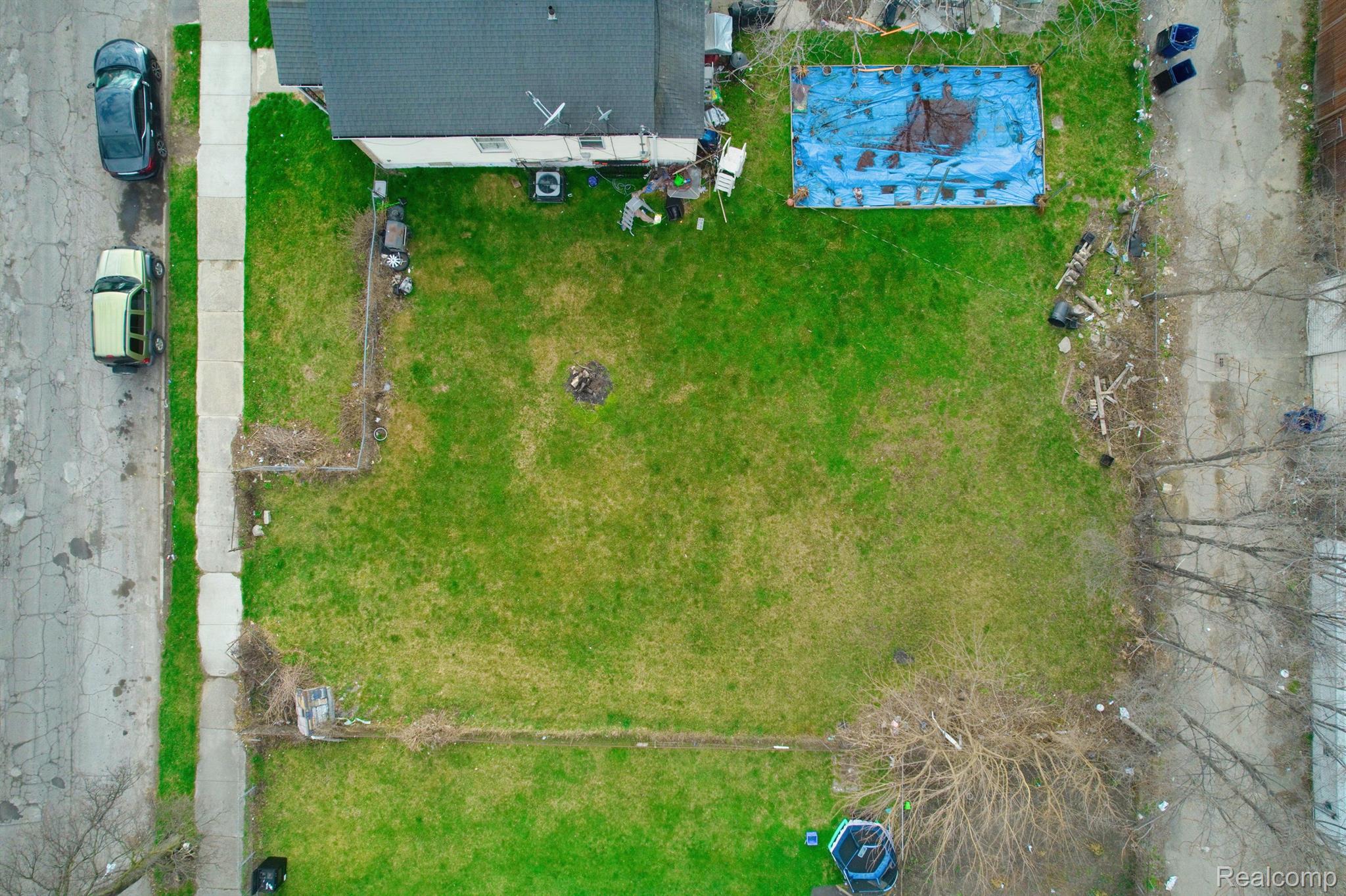 5175 TROWBRIDGE Street