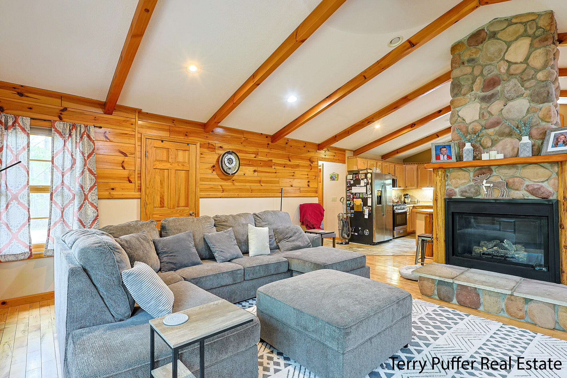 6814 Whispering Pines Drive