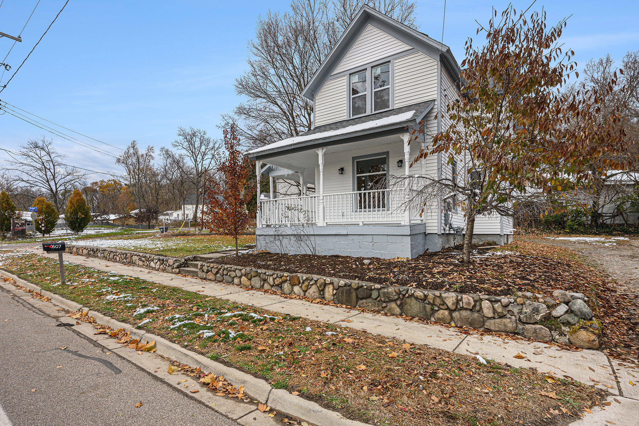 Kalamazoo, Michigan 49048, United States, 3 Bedrooms Bedrooms, ,2 BathroomsBathrooms,Residential,Active,244646