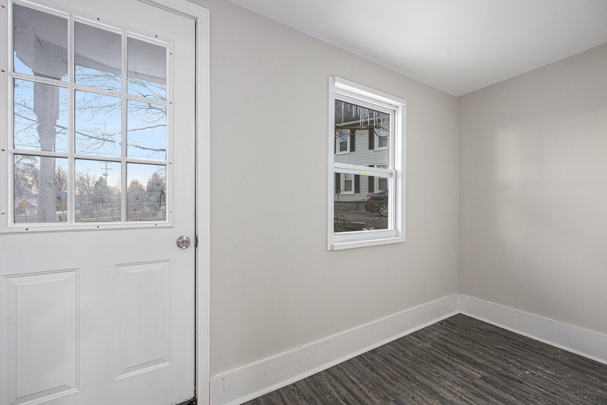 Kalamazoo, Michigan 49048, United States, 3 Bedrooms Bedrooms, ,2 BathroomsBathrooms,Residential,Active,244646