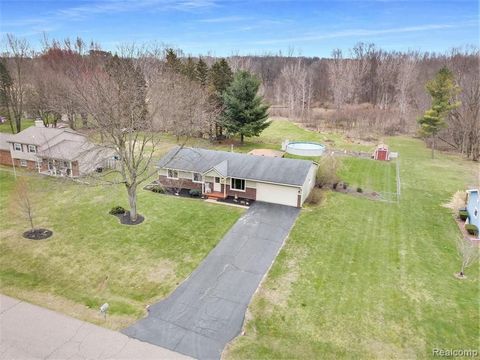 1309 S ALSTOTT Drive Marion Township Livingston MI 48843