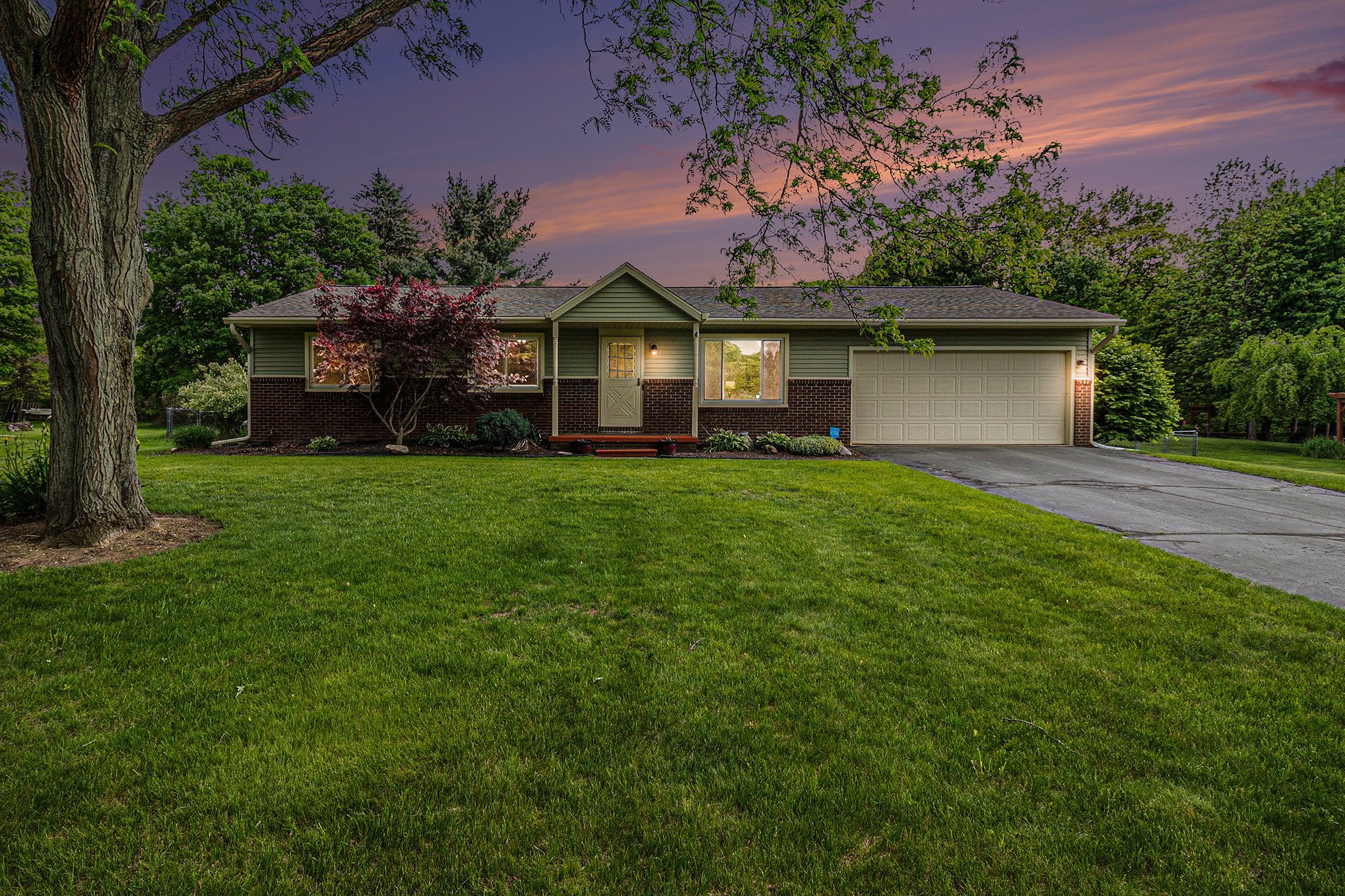 1309 S ALSTOTT Drive
