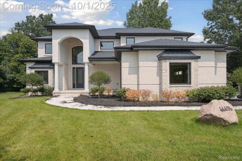 46676 Grand Oak Court Canton Charter Township MI 48187