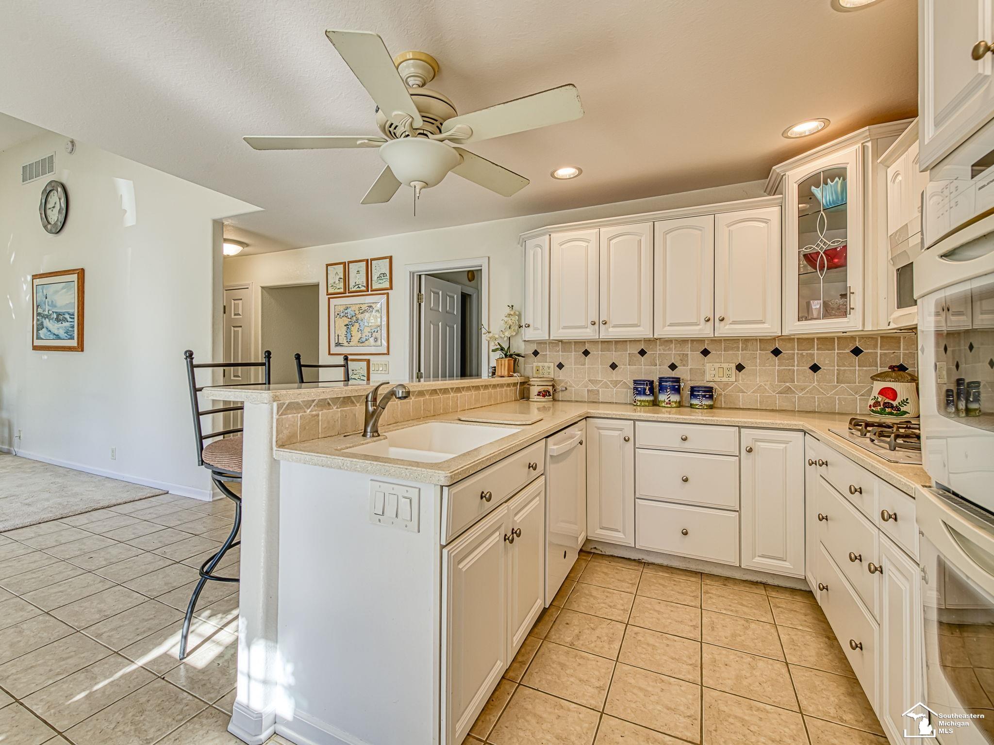 950 Fairfield Avenue