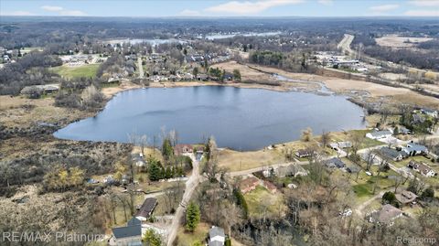 4253 Link Drive Brighton Township MI 48114