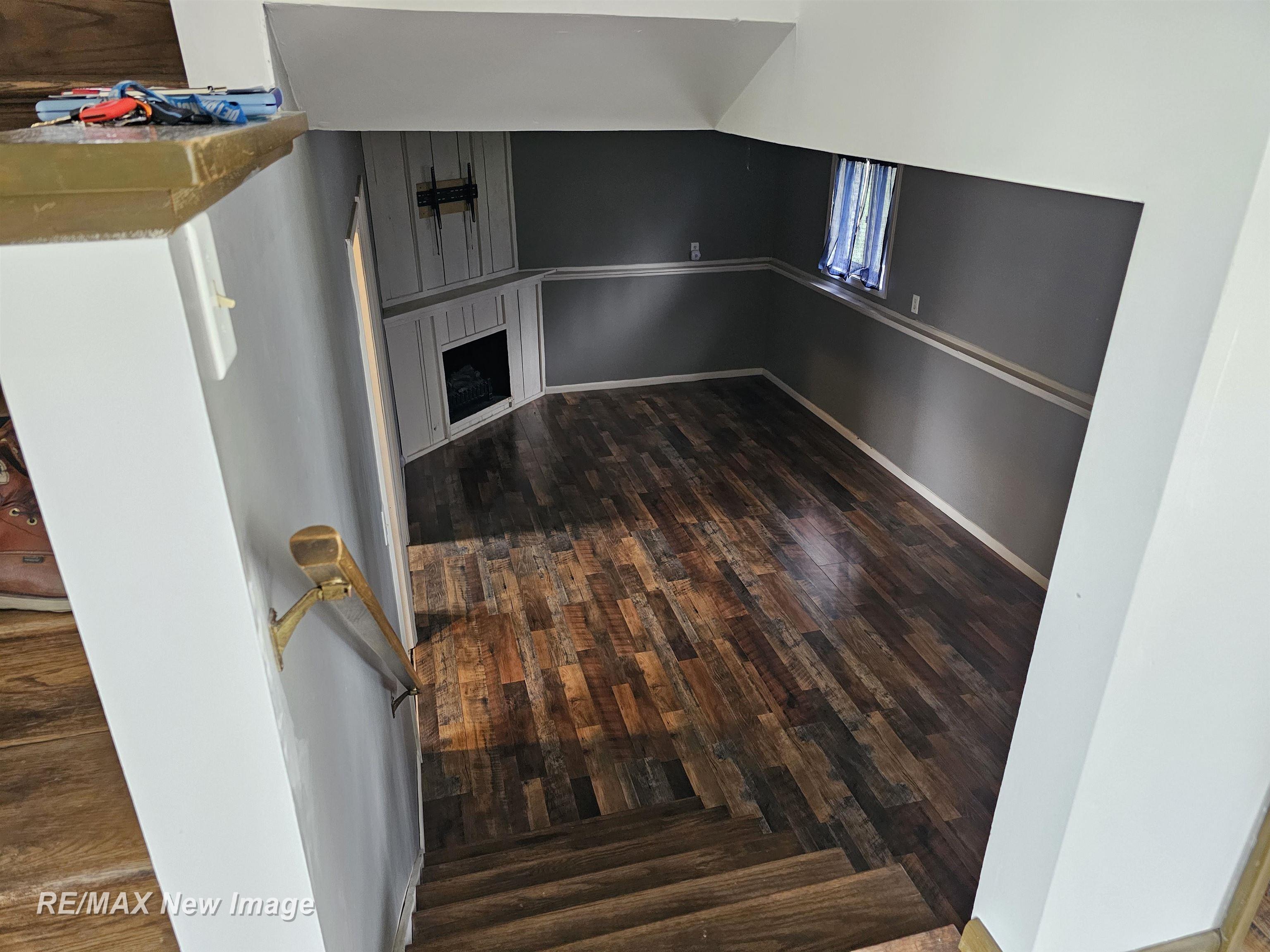 4814 Schneider Street