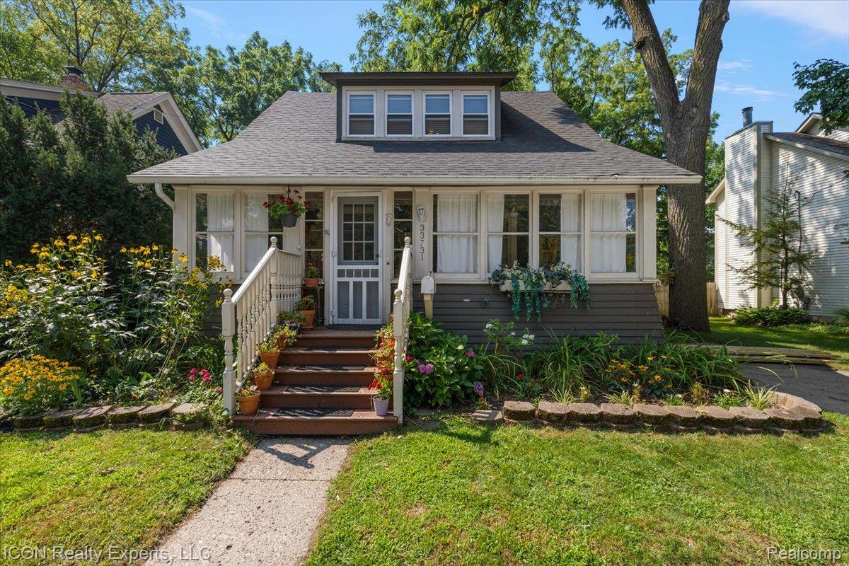 33731 Shiawassee Street