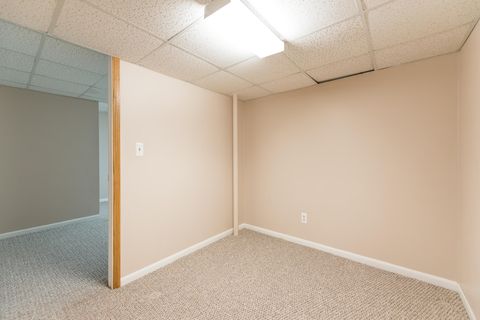 listing image 40