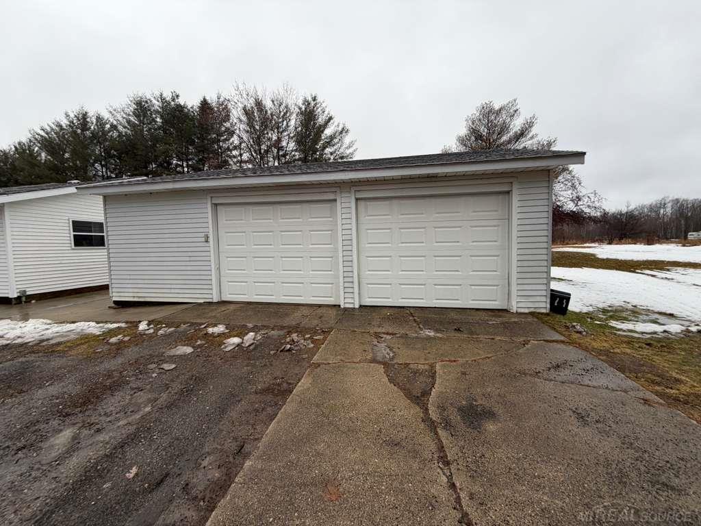 2161 N Bringold Avenue