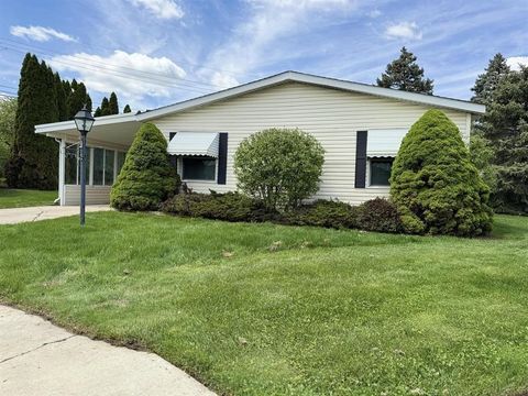 17 Quail Street Rochester Hills City Oakland MI 48309
