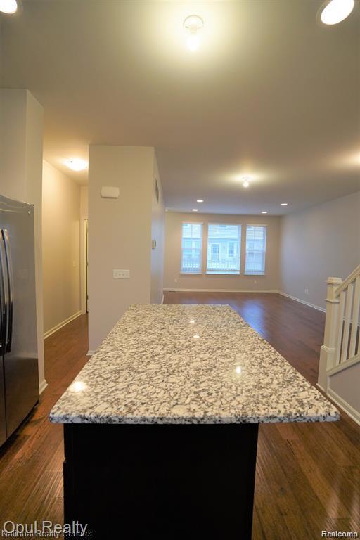 3151 Chambers W