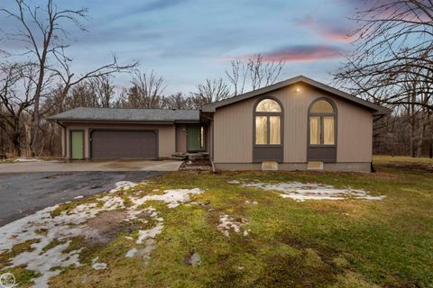 2710 Evergreen Lane Port Huron Charter Township MI 48060