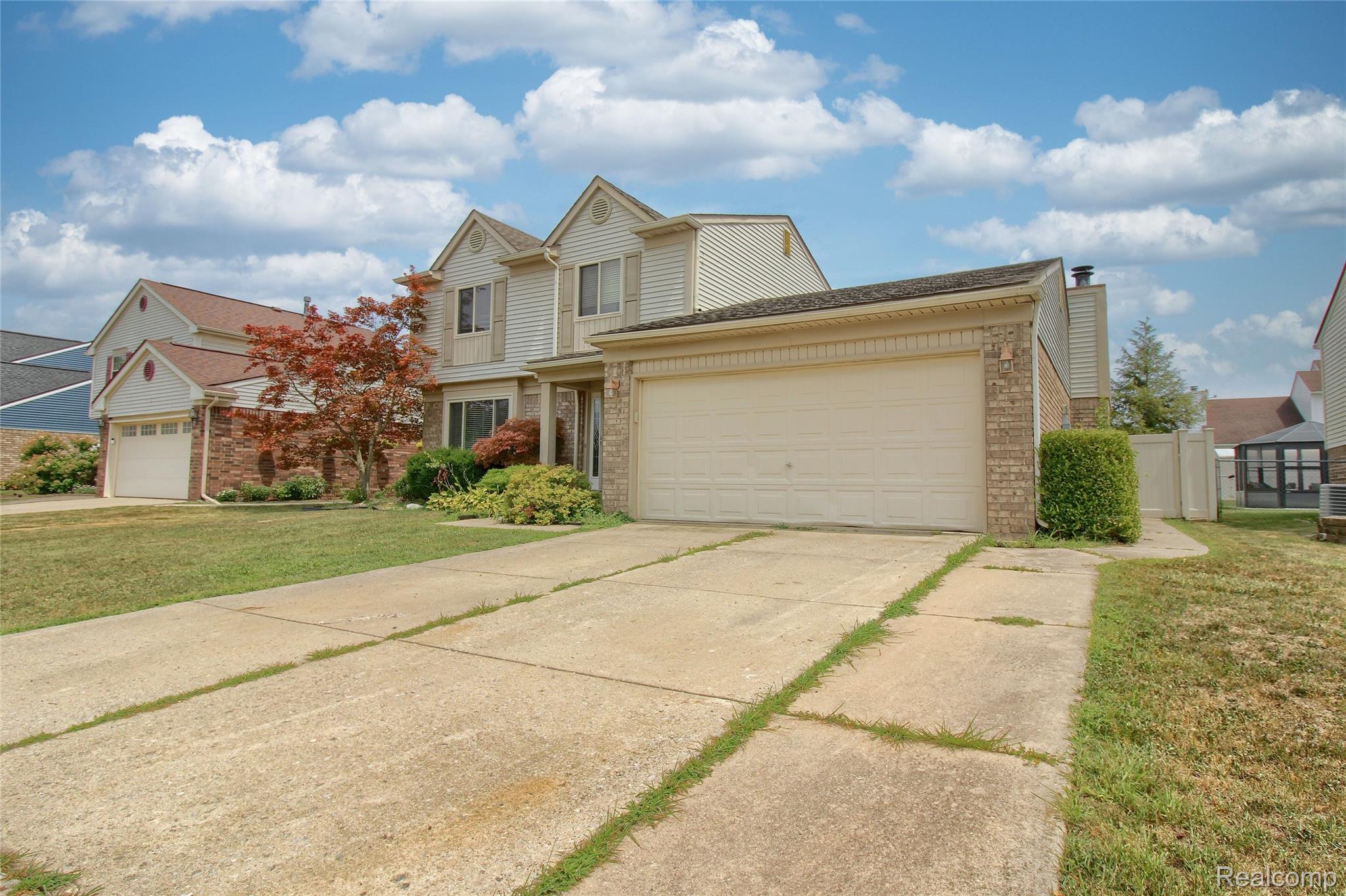 22171 Knollwood Drive