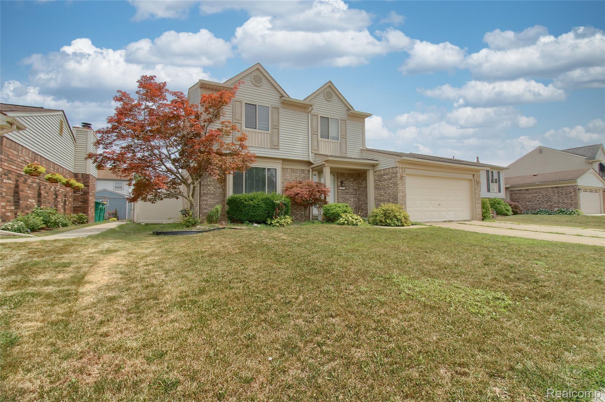 22171 Knollwood Drive