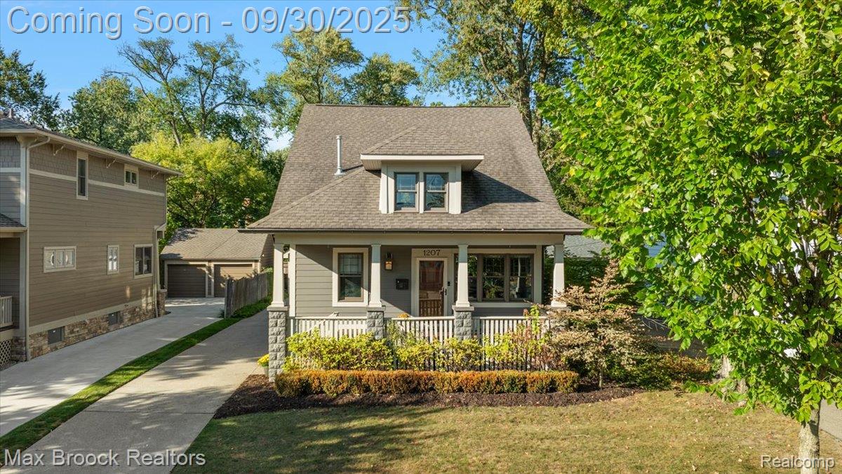1207 Villa Road