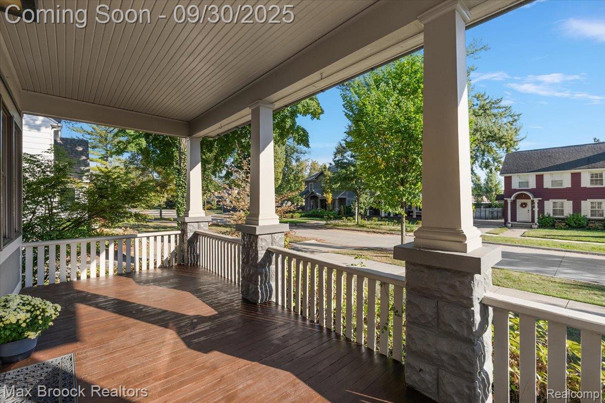 1207 Villa Road