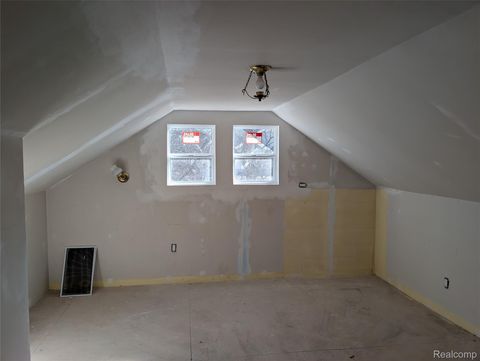 Tiny photo for 909 Hilldale Drive, Royal Oak City, MI 48067 (MLS # 20261014921)