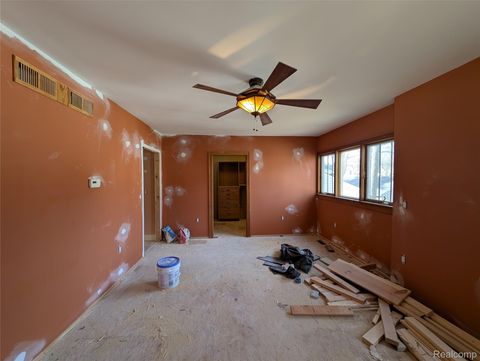 Tiny photo for 909 Hilldale Drive, Royal Oak City, MI 48067 (MLS # 20261014921)