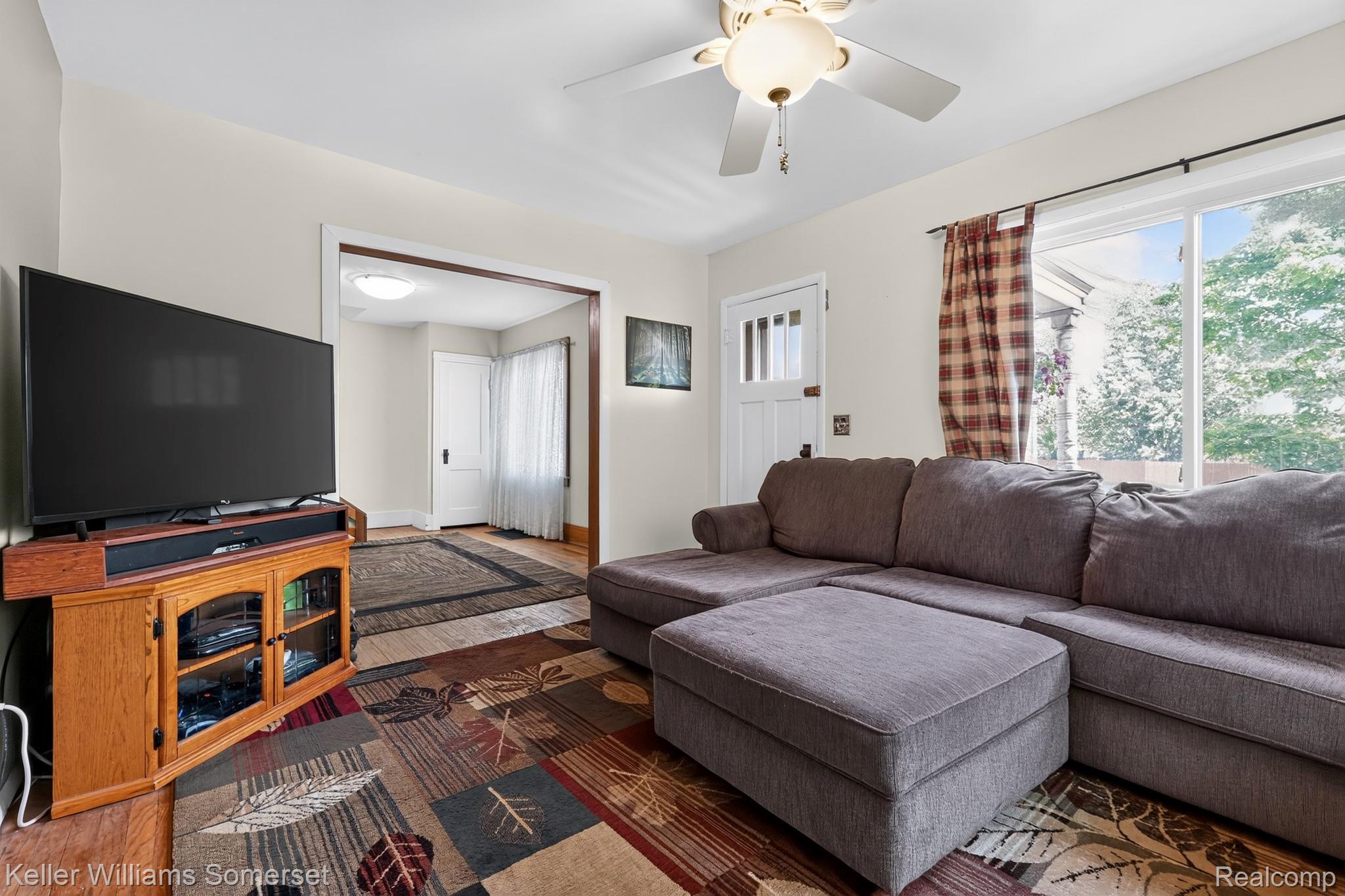 34718 Cherry Hill Road