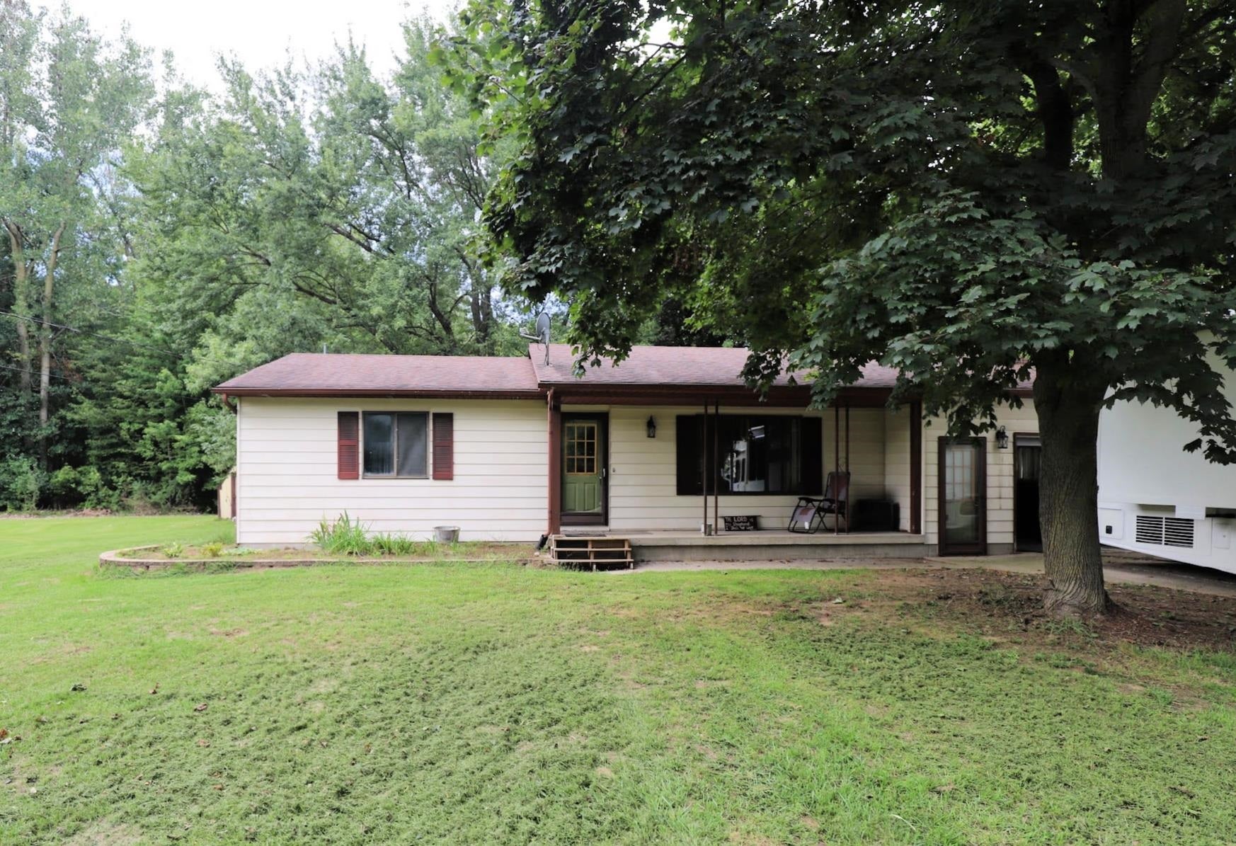 12083 N Seymour Road