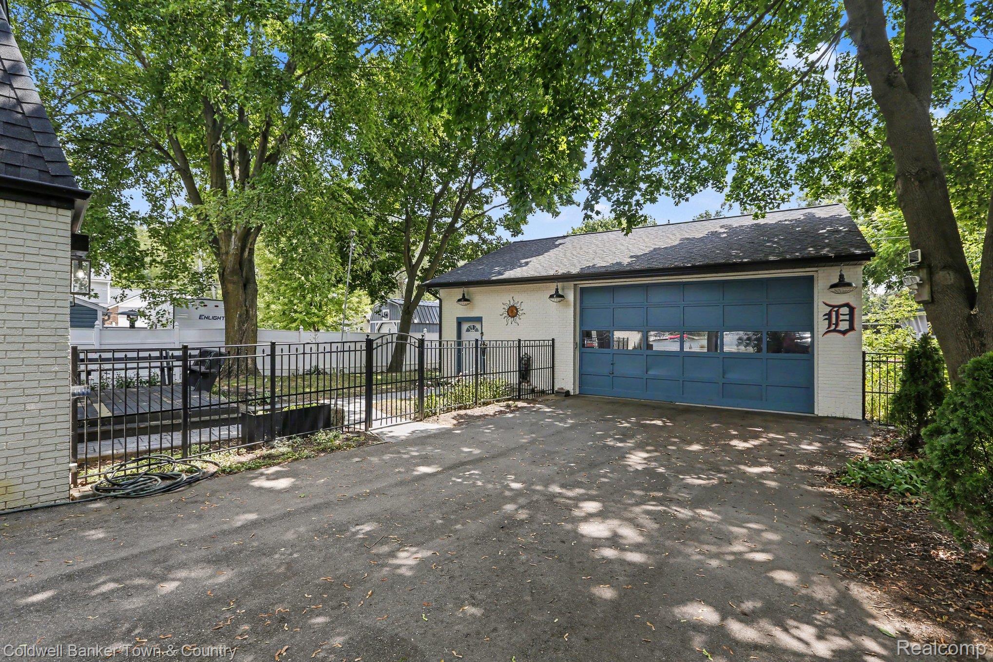 160 E Shore Drive