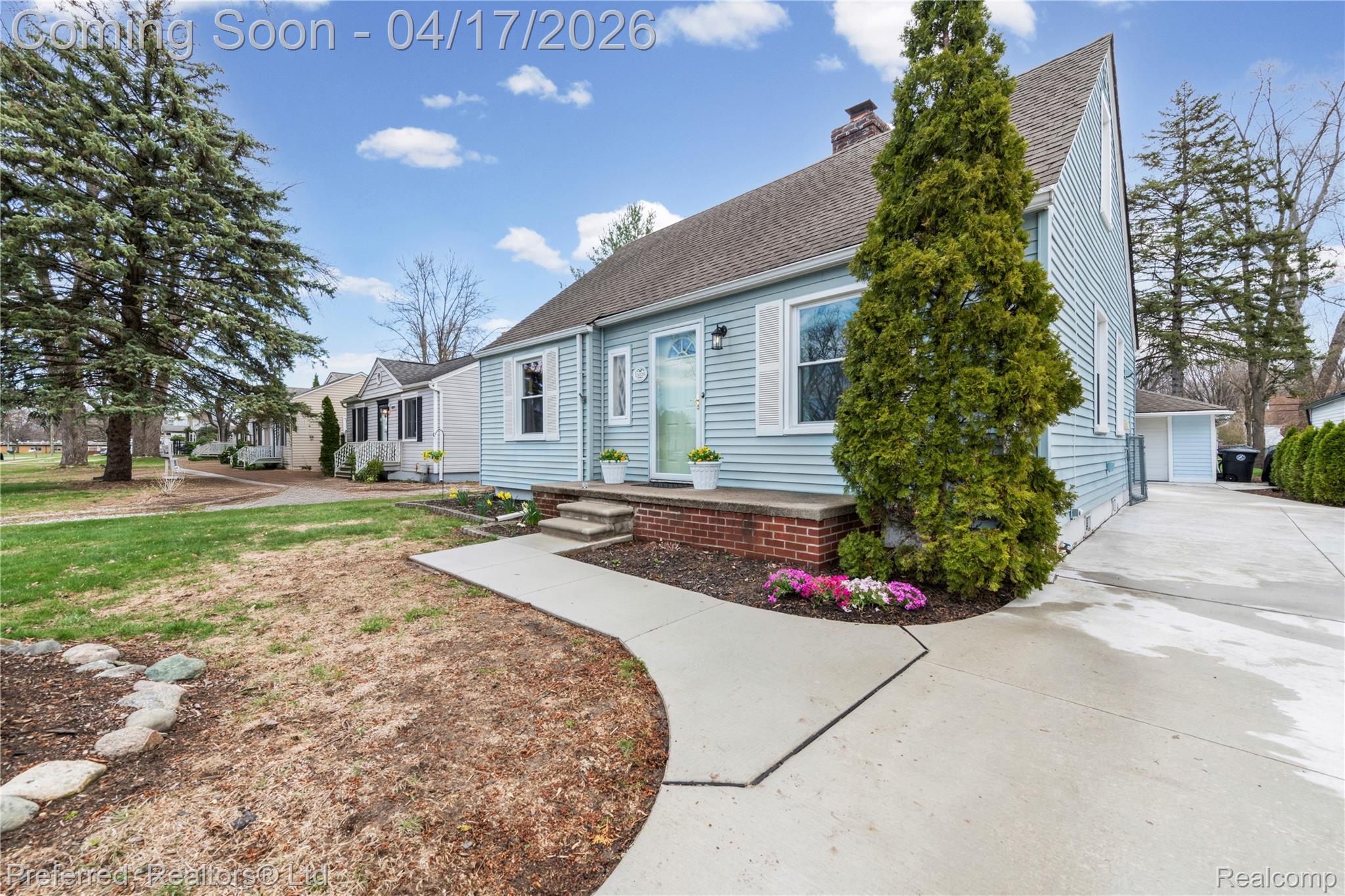 15026 Sunbury Street