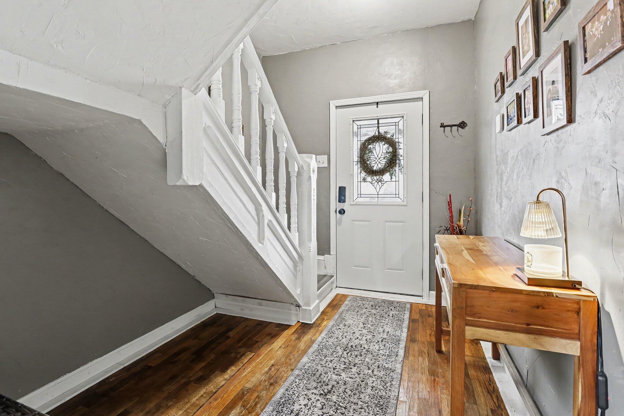 176 W Fountain Street