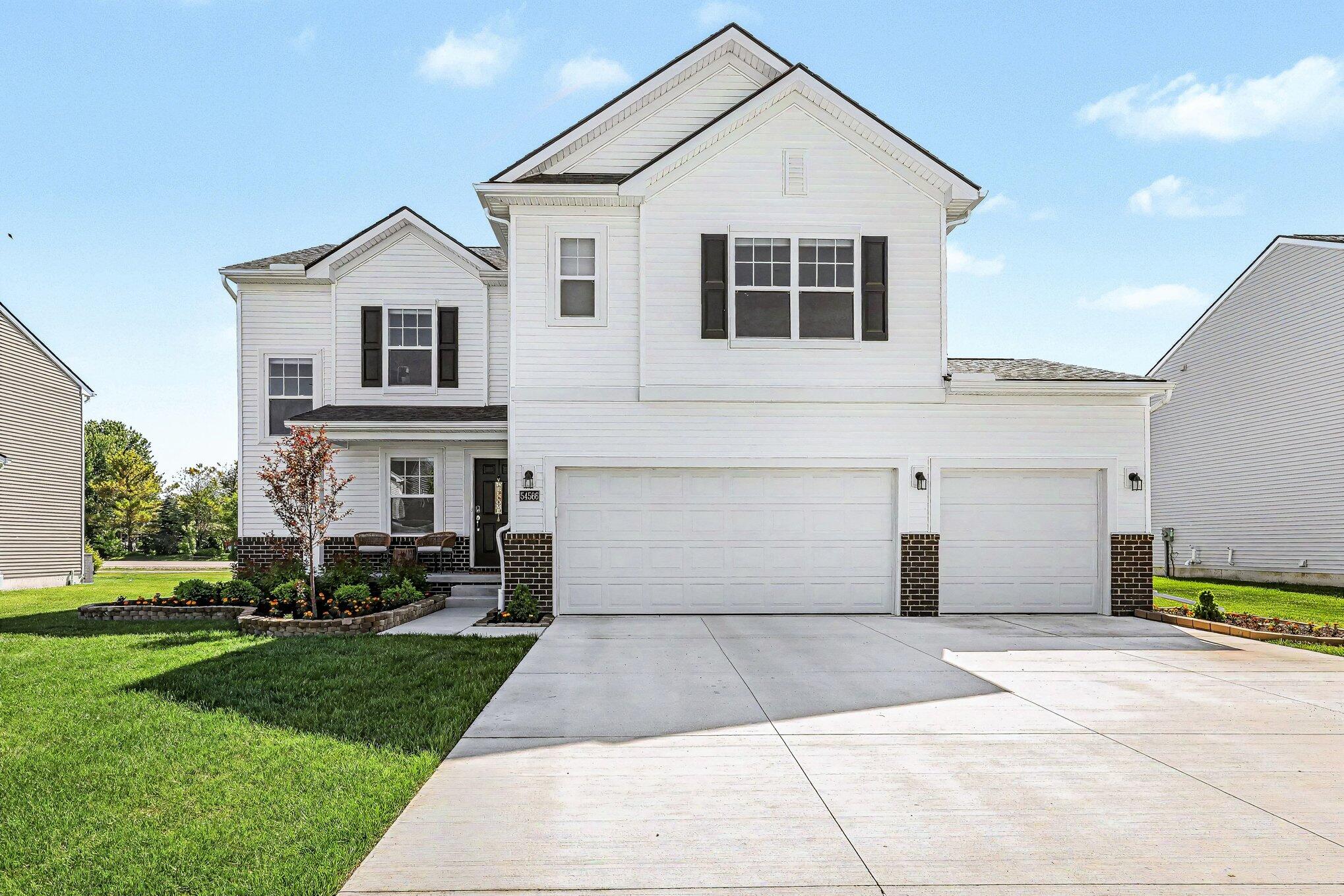 54566 Heron Circle
