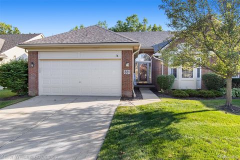 651 Woodhaven Drive 57 Commerce Charter Township MI 48390