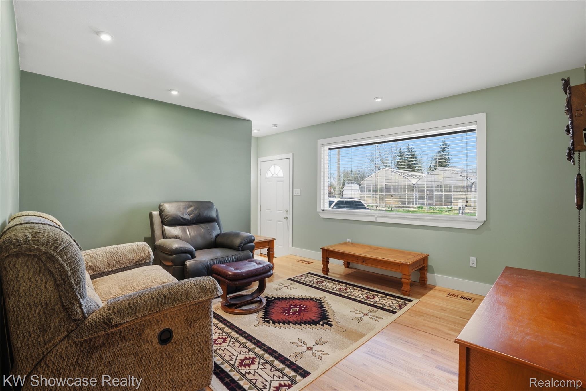 31167 Maplewood Street
