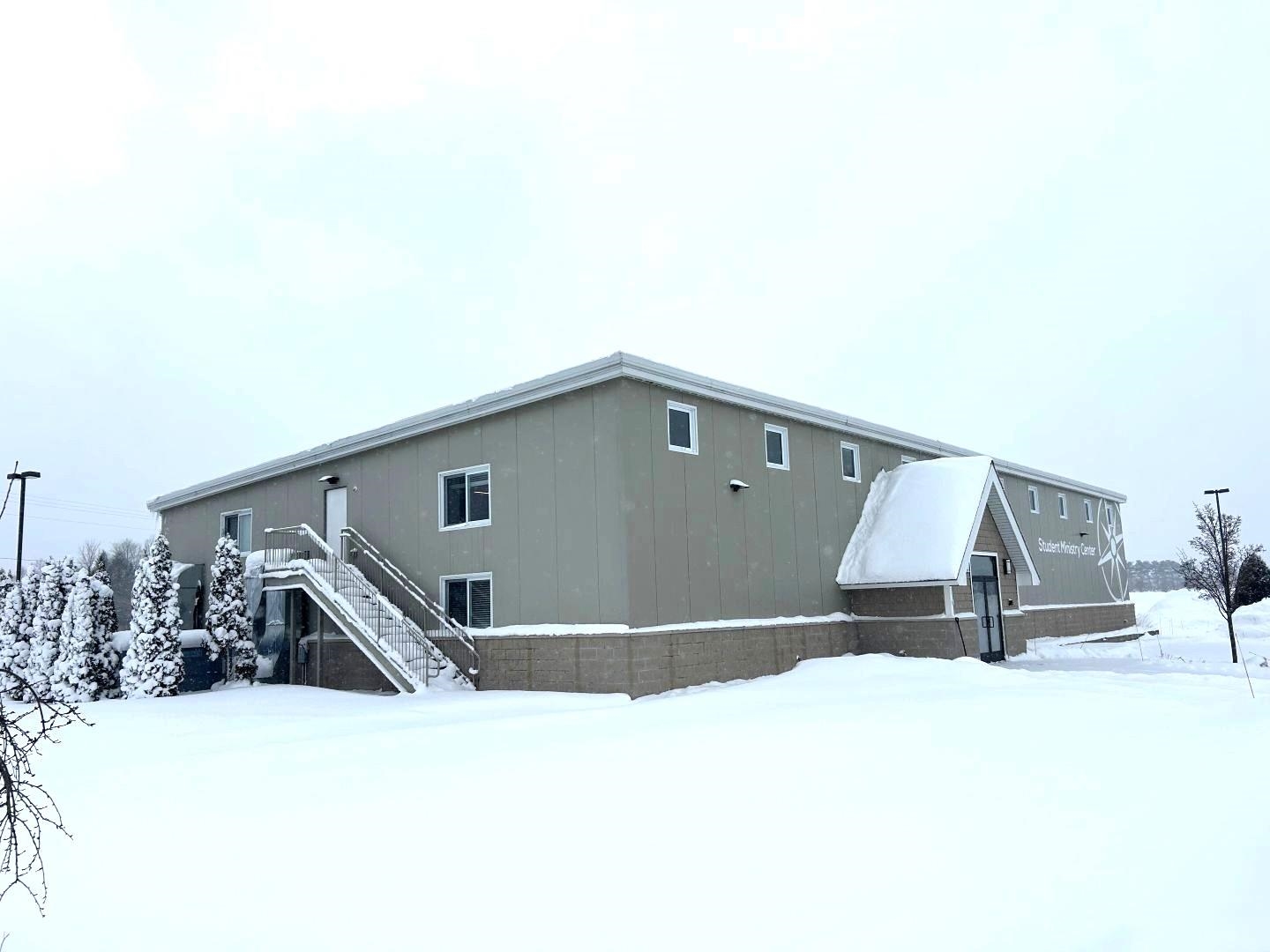 4975 E Traverse Highway