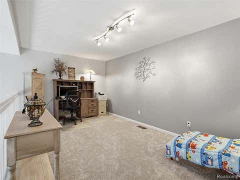 Tiny photo for 2858 Cottonwood Dr. Drive #Unit B, Waterford Charter Township, MI 48328 (MLS # 20261047007)