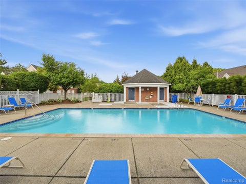 Tiny photo for 2858 Cottonwood Dr. Drive #Unit B, Waterford Charter Township, MI 48328 (MLS # 20261047007)