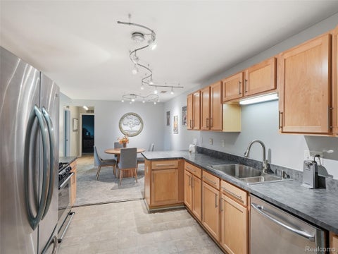 Tiny photo for 2858 Cottonwood Dr. Drive #Unit B, Waterford Charter Township, MI 48328 (MLS # 20261047007)