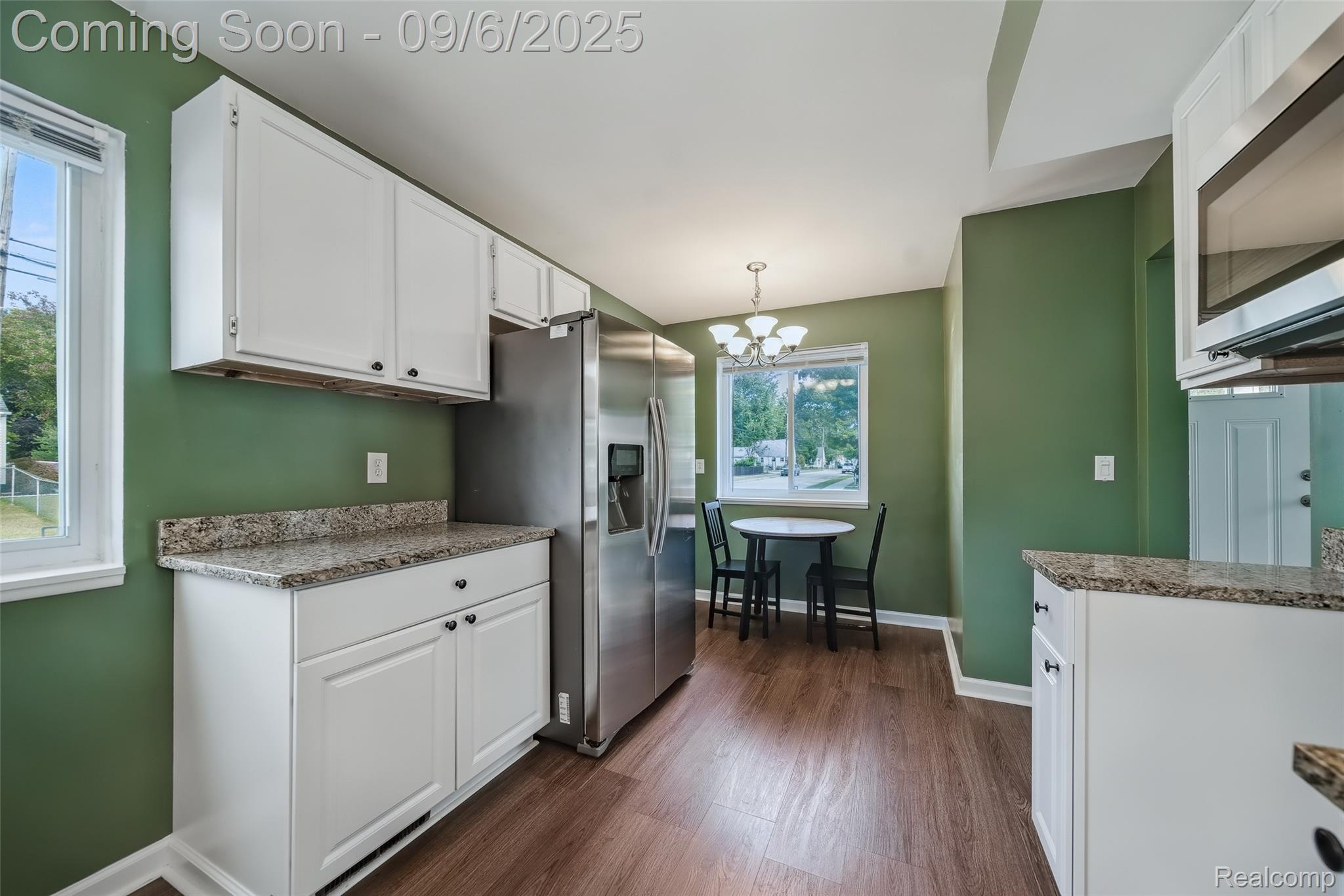 Dearborn City, Michigan 48124, United States, 3 Bedrooms Bedrooms, ,2 BathroomsBathrooms,Residential,Pending,204790