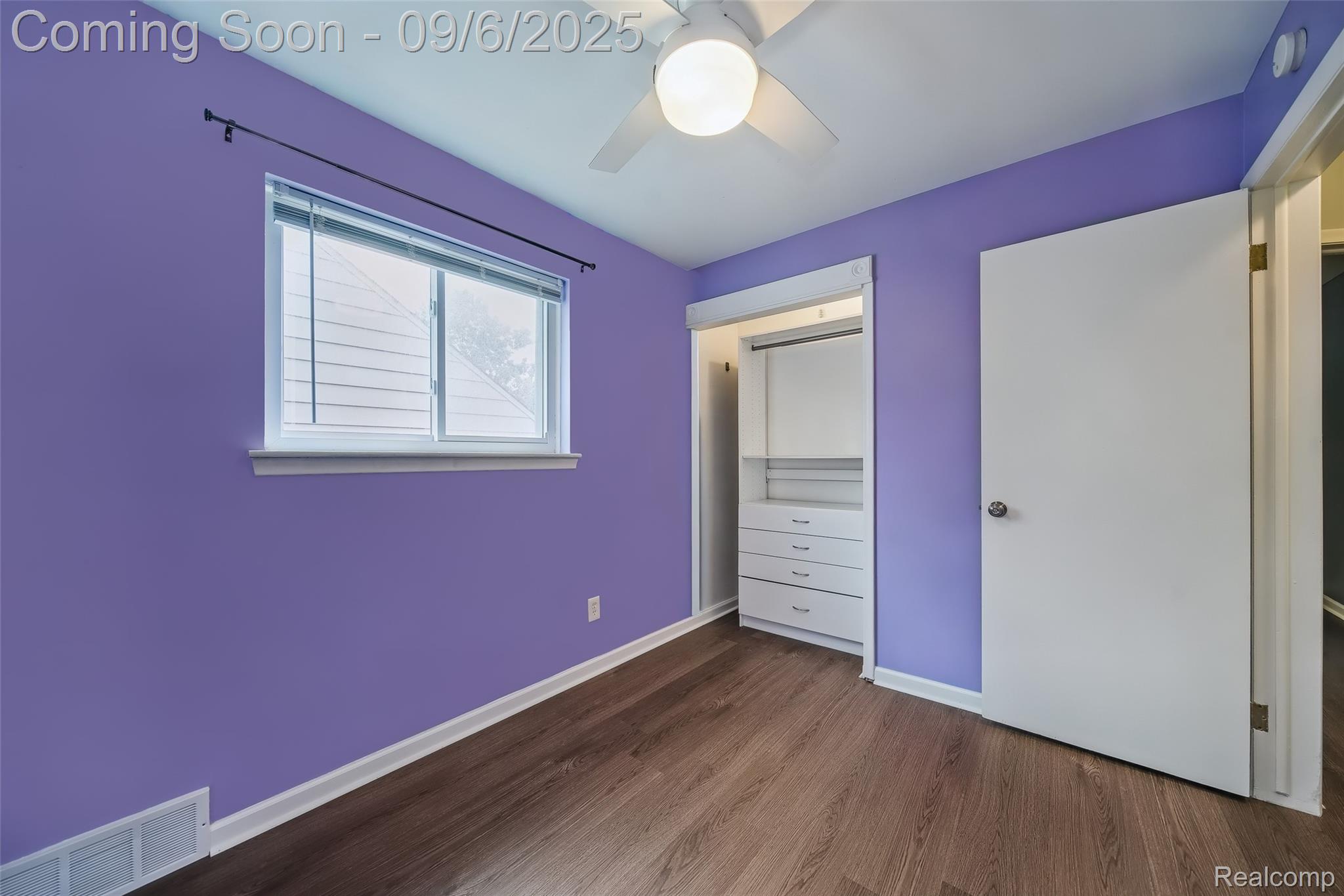 Dearborn City, Michigan 48124, United States, 3 Bedrooms Bedrooms, ,2 BathroomsBathrooms,Residential,Pending,204790