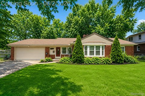 Photo of 45520 Deshon Street, Utica City, MI 48317 (MLS # 20261039552)