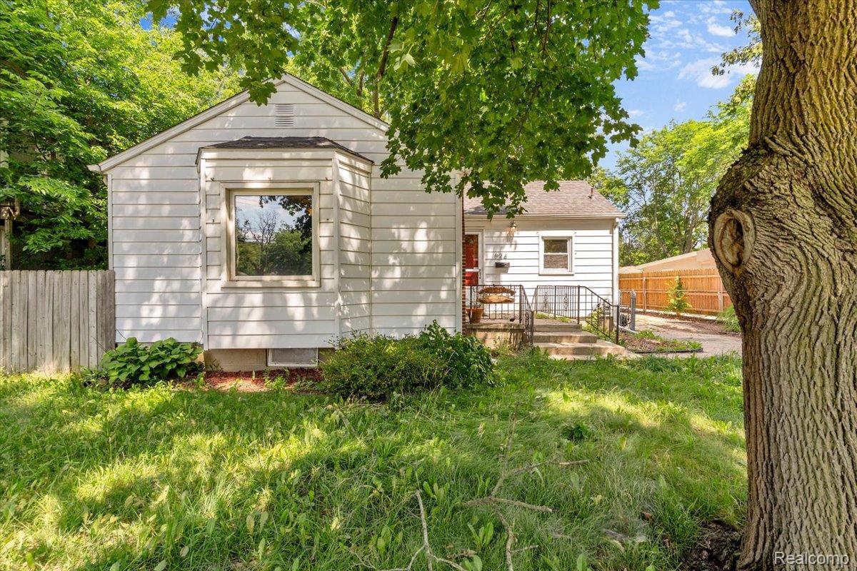 624 N Prospect Road