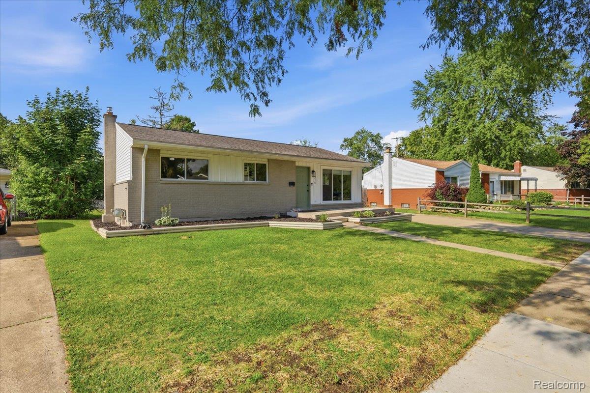 316 Tamarac Drive