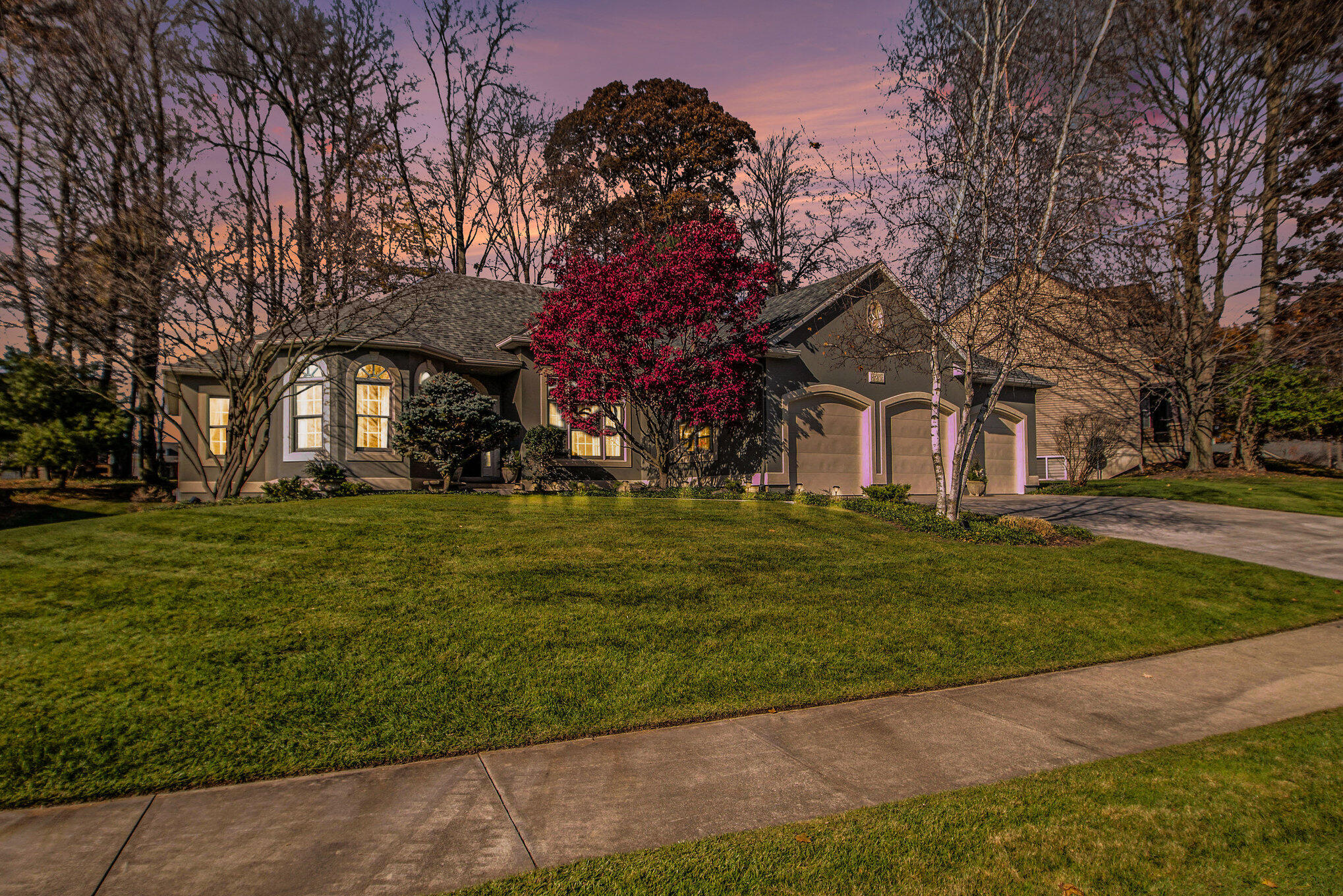 1969 Oak Hollow Road NW