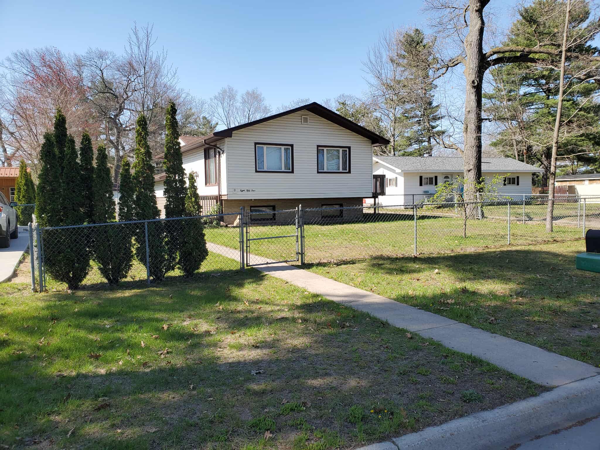854 KELLEY Street