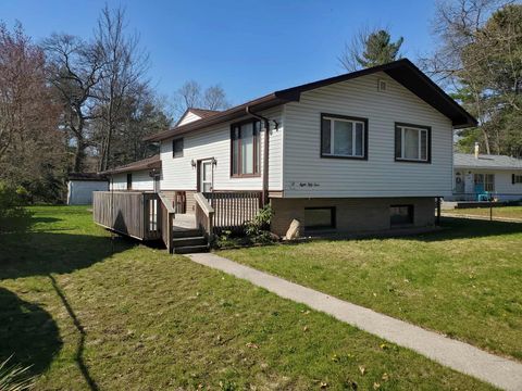 854 KELLEY Street Traverse City City Grand Traverse MI 49686